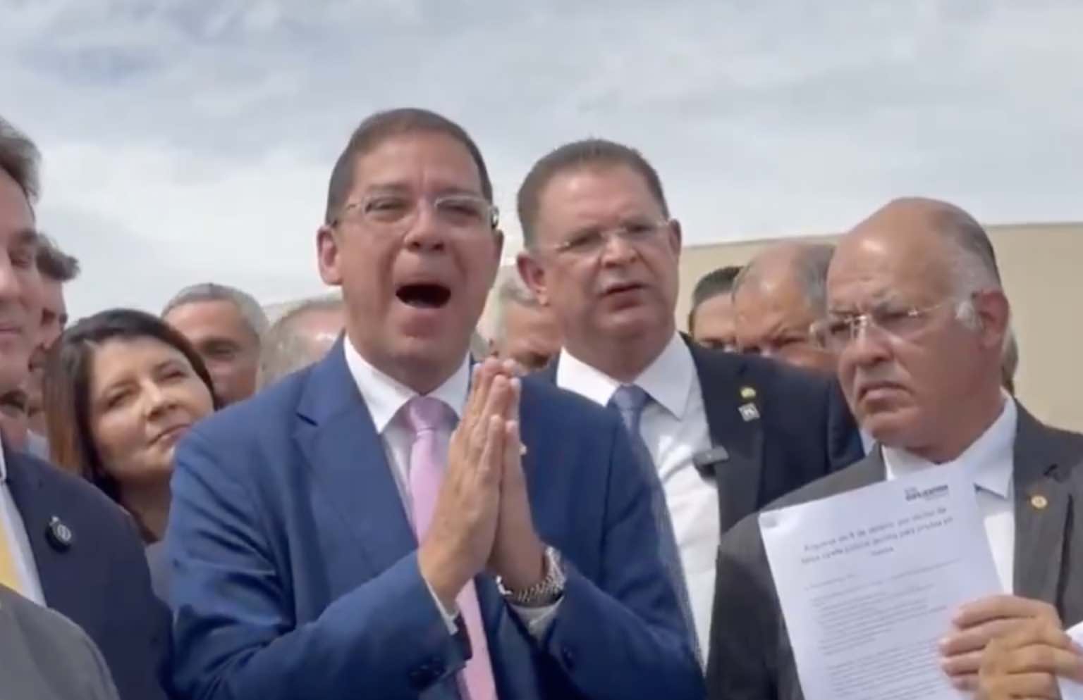 Vice-presidente da Câmara planeja pautar anistia aos condenados do 8 de Janeiro