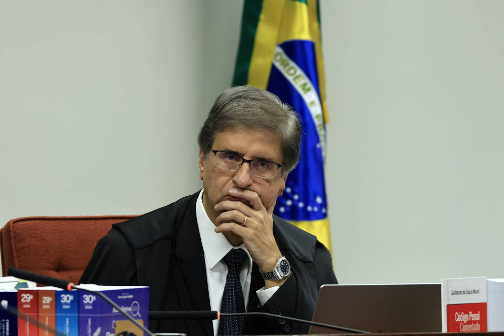 Paulo Gonet destaca dedicação do diretor da PF e integridade do líder do PT na Câmara