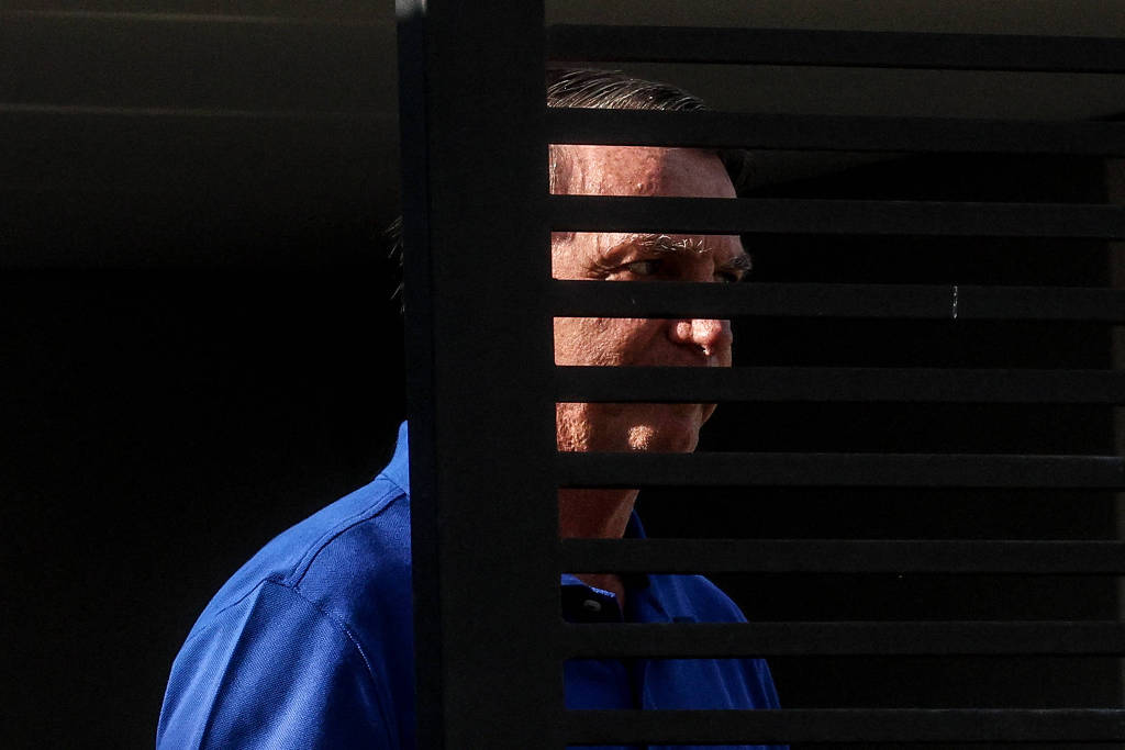 Julgamento de Bolsonaro por crimes contra a democracia começa em 2 de setembro