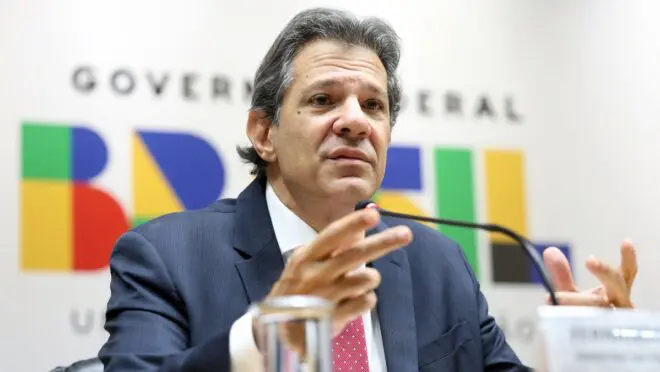 Fernando Haddad ganha autorização para entrar nos Estados Unidos