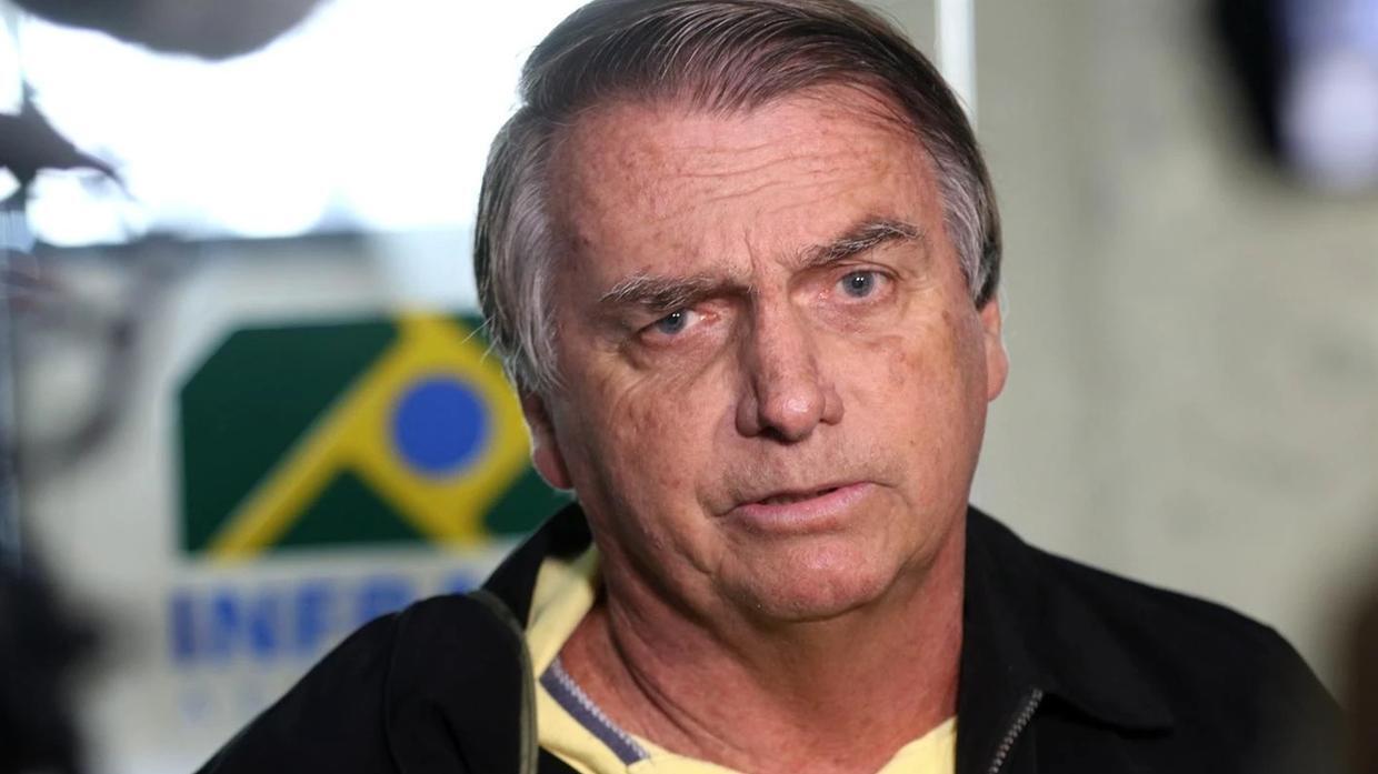 Decisão do STF Impõe Inelegibilidade a Bolsonaro e Sete Outros Acusados