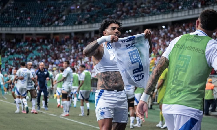 Gabigol brilha e garante vitória do Cruzeiro sobre o Bahia