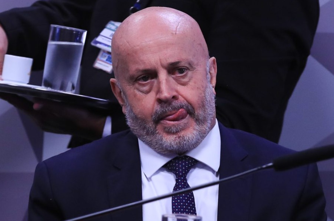 Lobista nega laços com governo e Lupi em CPI sobre fraudes no INSS
