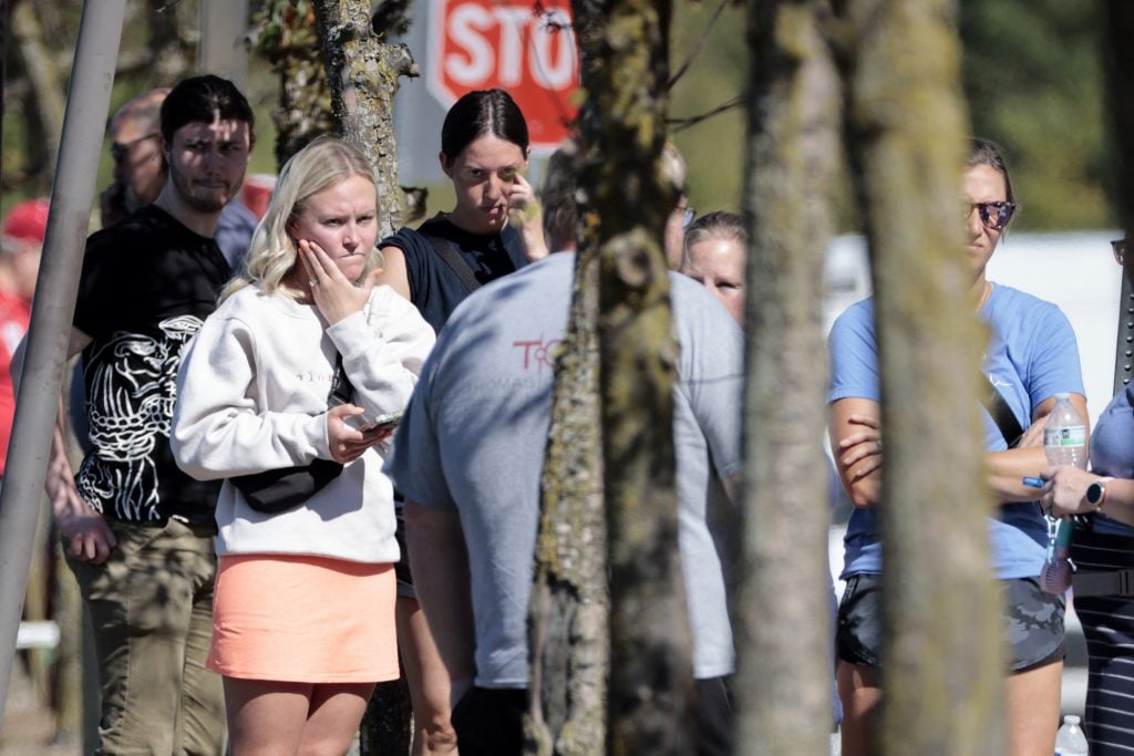 Tiroteio em igreja mórmon em Michigan resulta em mortes e feridos