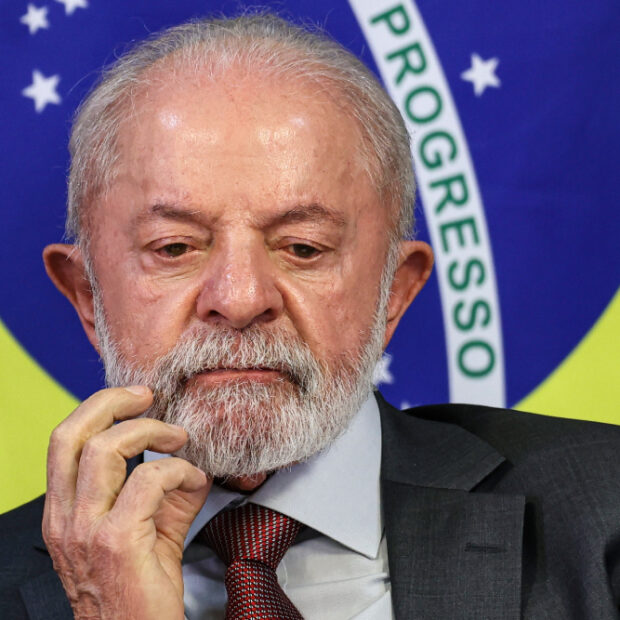 Integrantes do centrão reconhecem pausar ação de saída do governo Lula