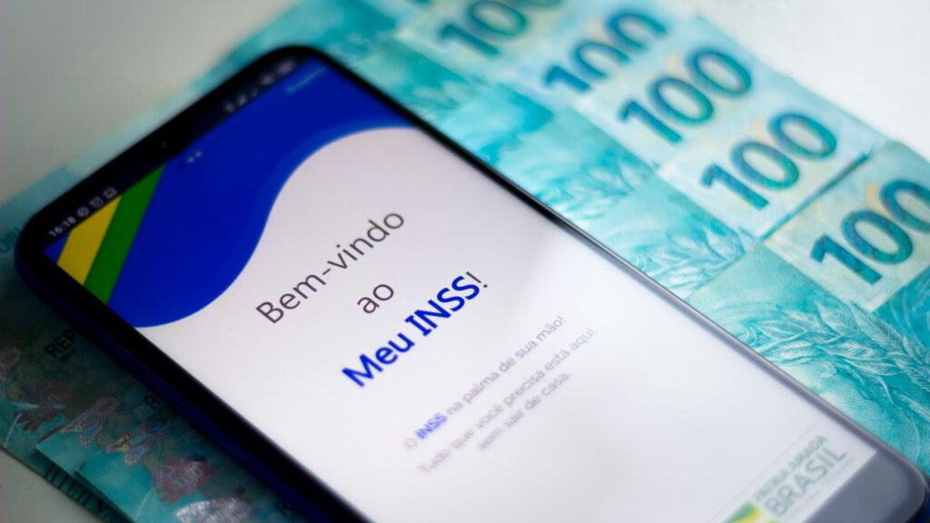 Pagamentos do INSS de novembro de 2025 começam no dia 24 e se estendem até dezembro