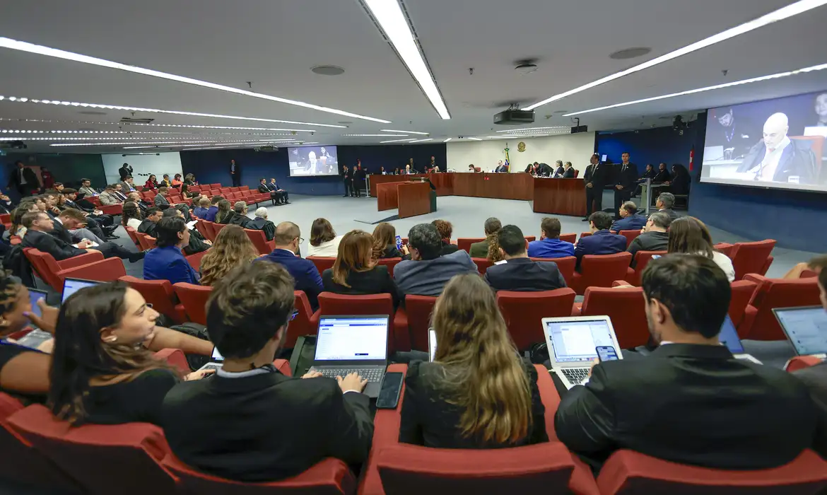 Primeira Turma do STF inicia julgamento de acusados no núcleo 3 do plano golpista
