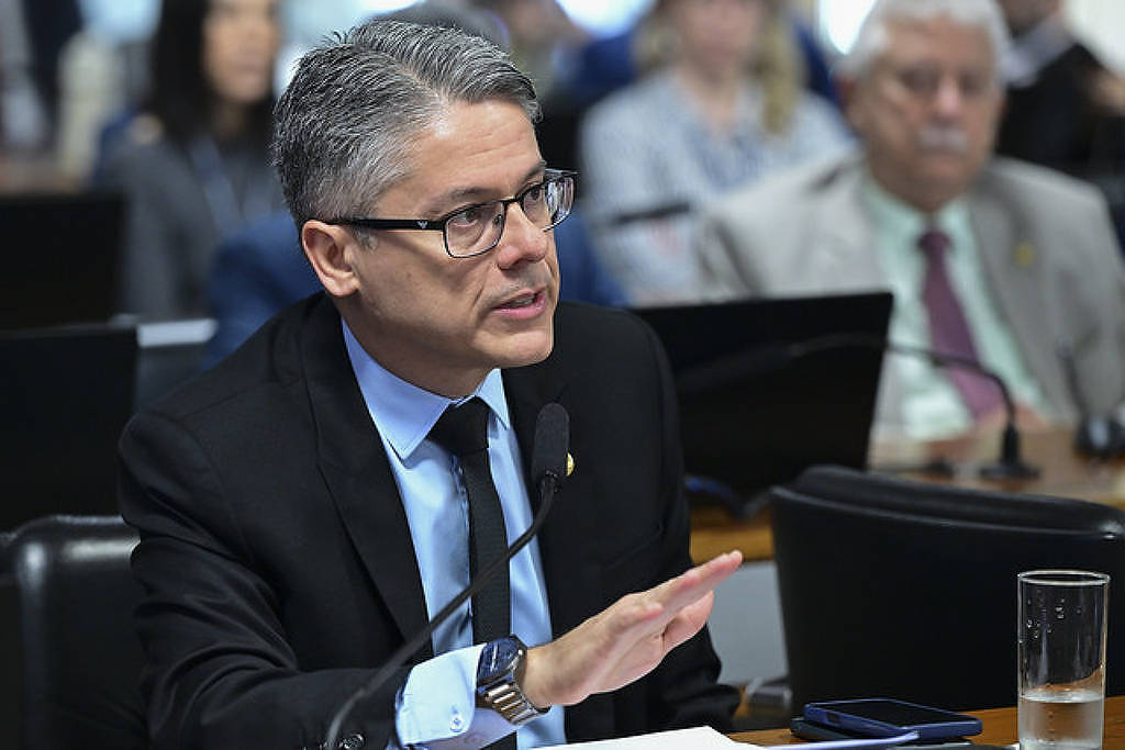 Alcolumbre nomeia Alessandro Vieira relator do projeto antifacções e revela recusa a indicações de bolsonaristas