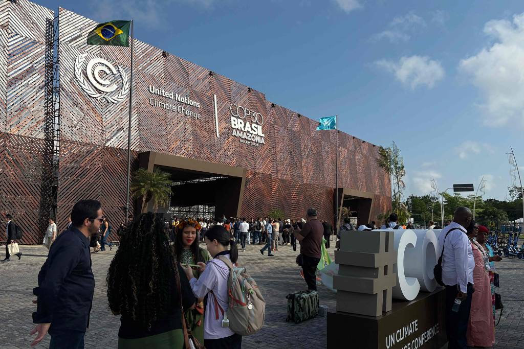 Novo rascunho da COP30 omite rota para fim dos combustíveis fósseis