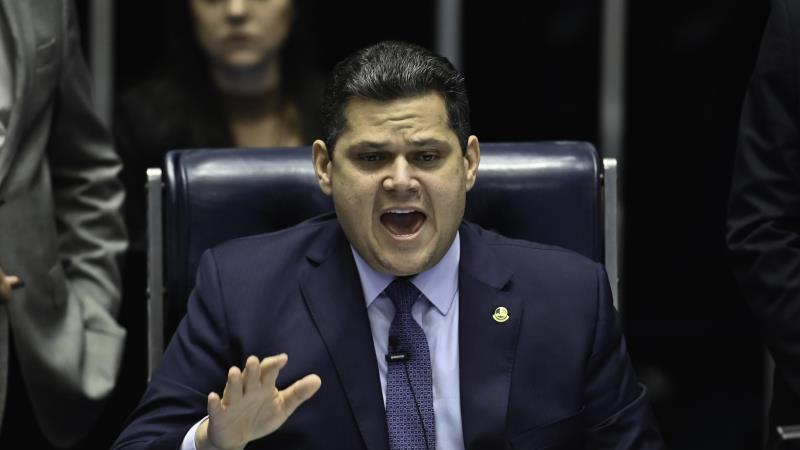 Avanço no Senado para aposentadoria diferenciada de agentes de saúde