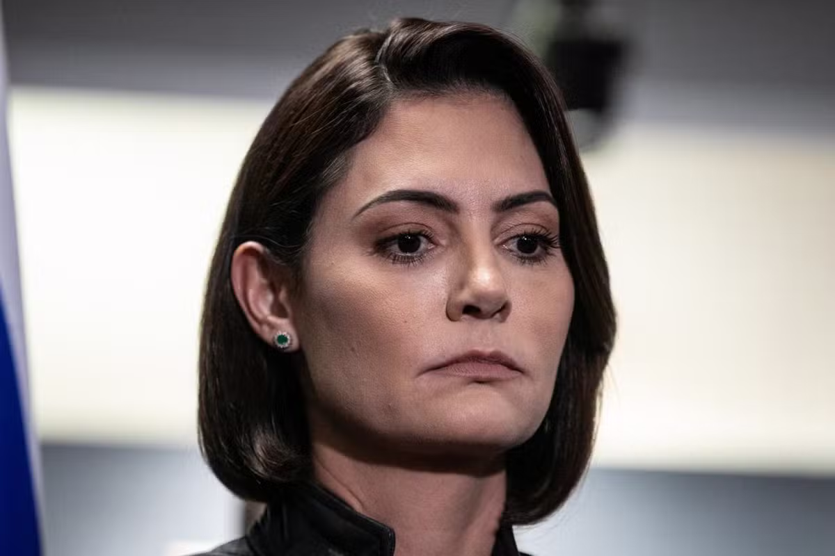 Michelle Bolsonaro critica enfraquecimento do Legislativo após anulação de votação pela Justiça