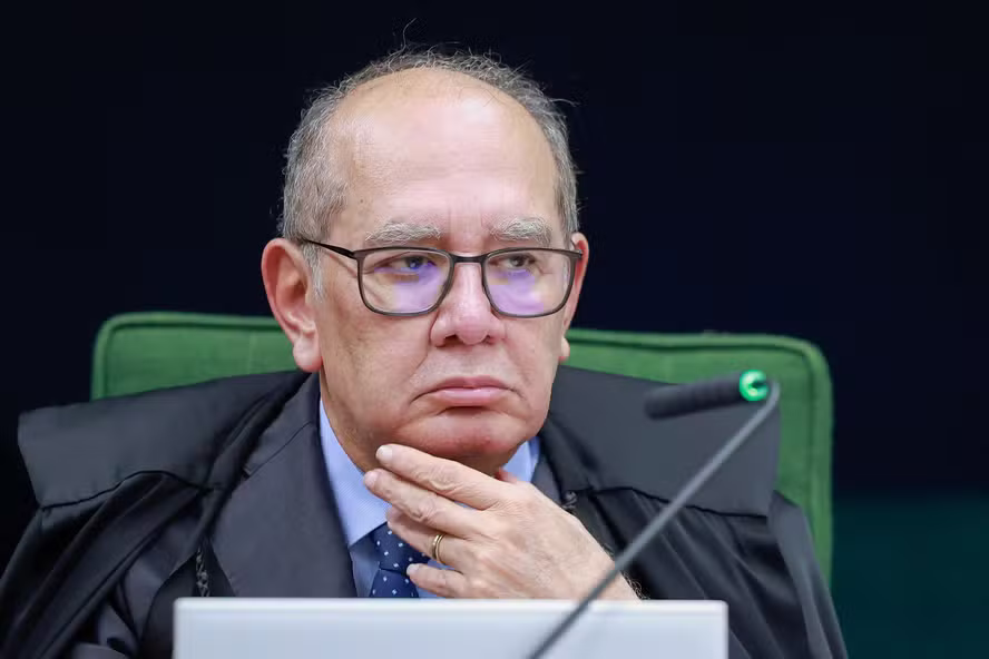 Gilmar Mendes expressa confiança em Alexandre de Moraes e protege Dias Toffoli no escândalo do Banco Master