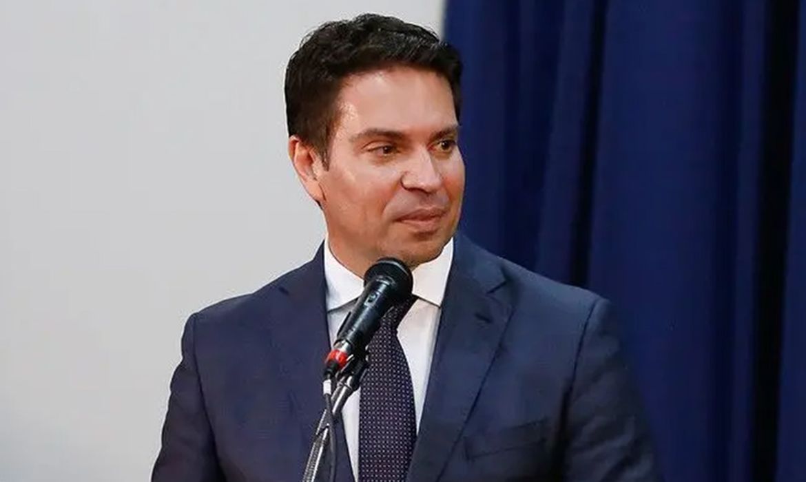 Moraes autoriza prosseguimento de acusações contra Ramagem na trama golpista