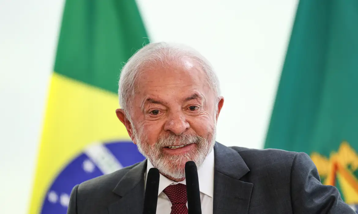Presidente Lula determina processo para expulsar servidor da CGU envolvido em agressão