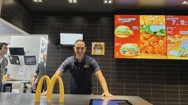 Ex-treinador da Bundesliga assume gerência de franquias do McDonald's