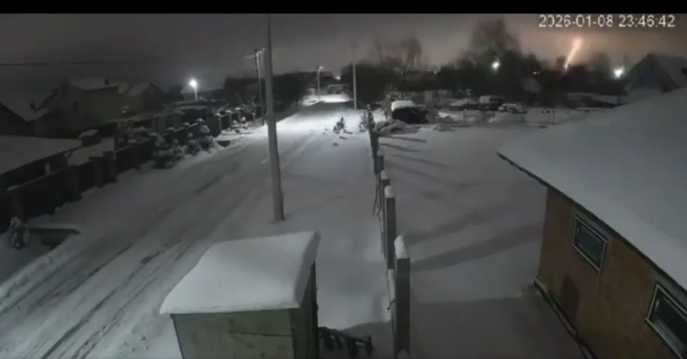 Forças russas realizam ofensiva ampla com mísseis e drones contra Ucrânia, com detonações registadas em Kiev e Lviv