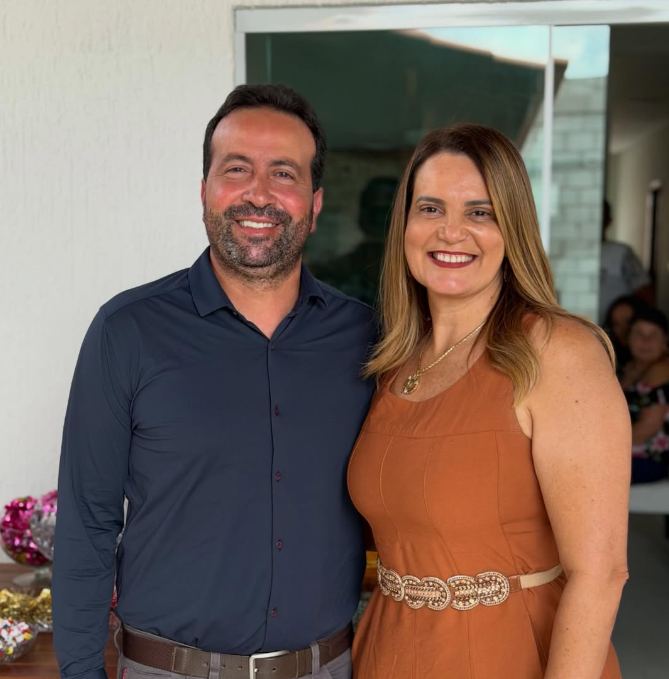 Sheila Lemos nomeia parentes em cargos-chave na prefeitura