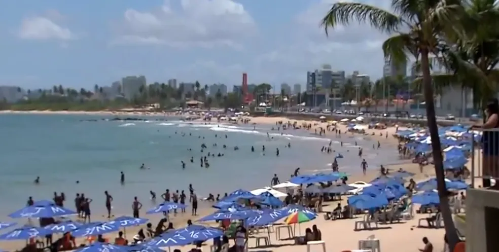 Baiana denuncia golpe em barraca de praia em Salvador e recomenda tirar foto do cardápio