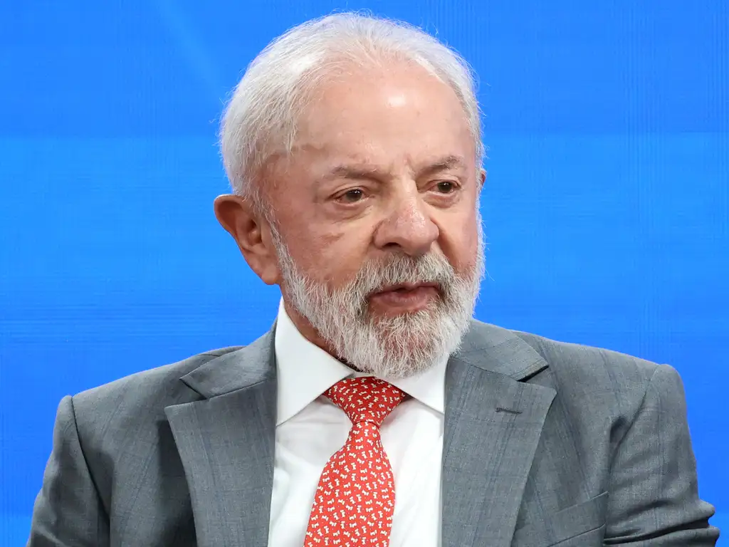Quaest: 56% rejeitam novo mandato de Lula