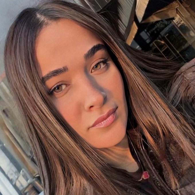 Mulher de 28 anos é morta em protestos no Irã