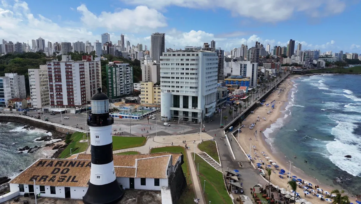 Salvador terá fim de semana quente com sol intercalado por pancadas de chuva