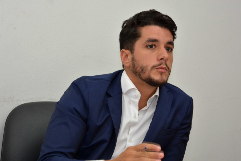 Vereador Duda Sanches promete honrar legado do pai em missa de sétimo dia