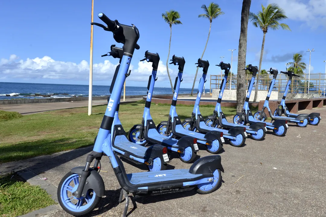 Salvador expande patinetes elétricos para novas áreas da cidade