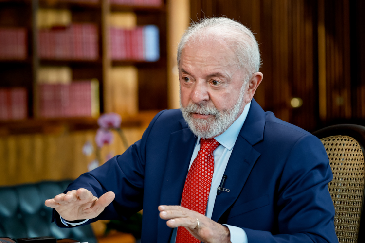 Lula publica nota em memória às vítimas do Holocausto após acusação de antissemitismo por Flávio Bolsonaro