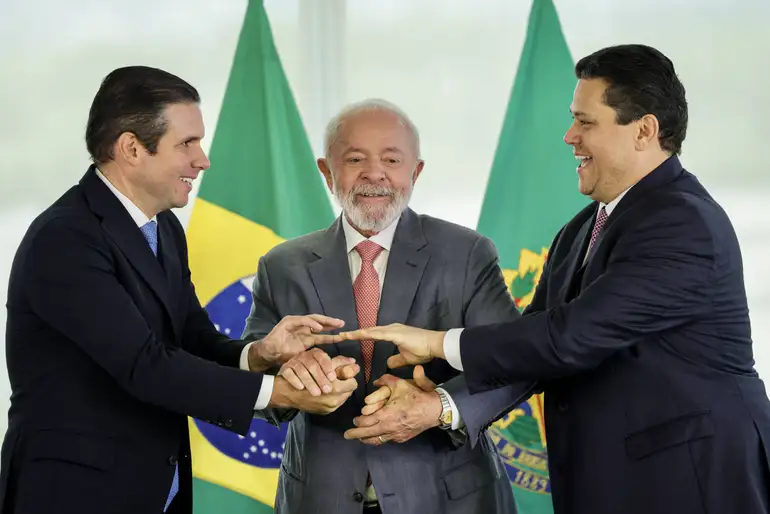 Lula organiza churrasco na Granja do Torto para melhorar relações com o Congresso em ano eleitoral