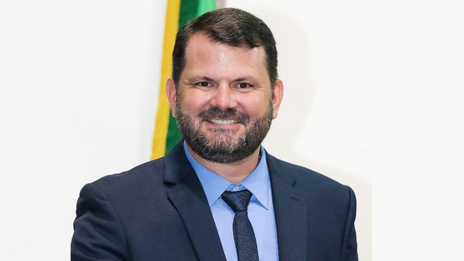 Família Coronel busca novo caminho após exclusão da base aliada