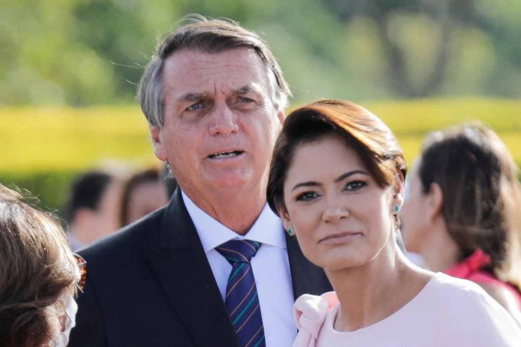 Bolsonaro pode perder pensão militar, mas valor seria transferido para Michelle