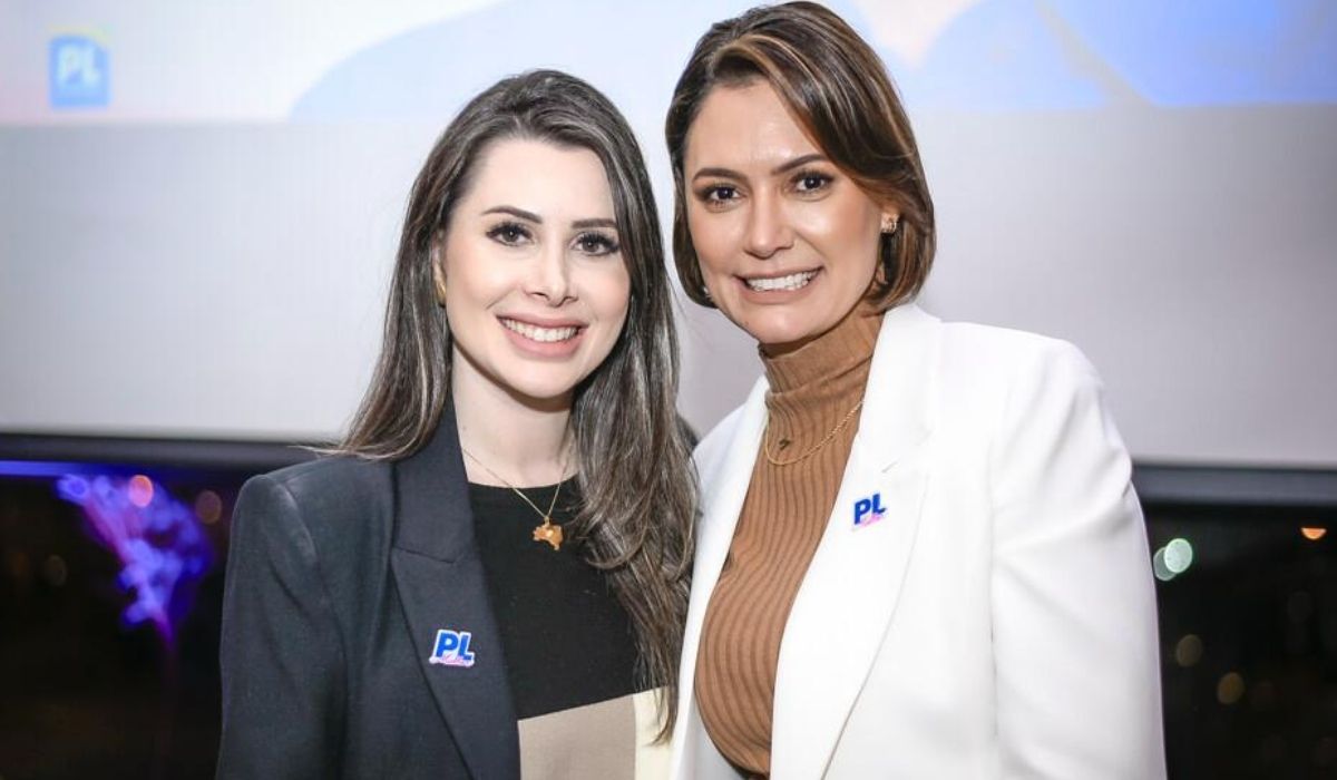 Carol de Toni recebe apoio de Michelle Bolsonaro após ser preterida por Valdemar
