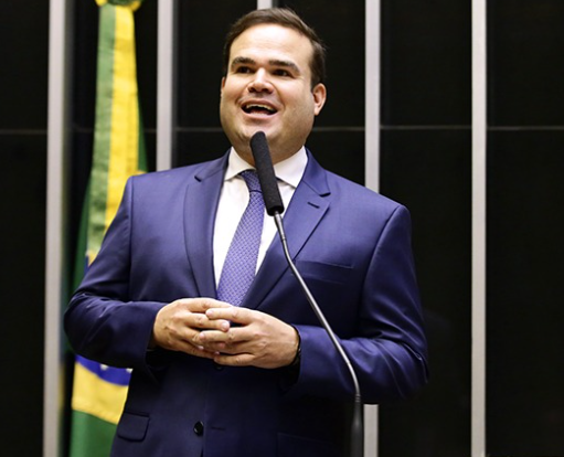 Cacá Leão prevê derrota de Jerônimo Rodrigues em outubro