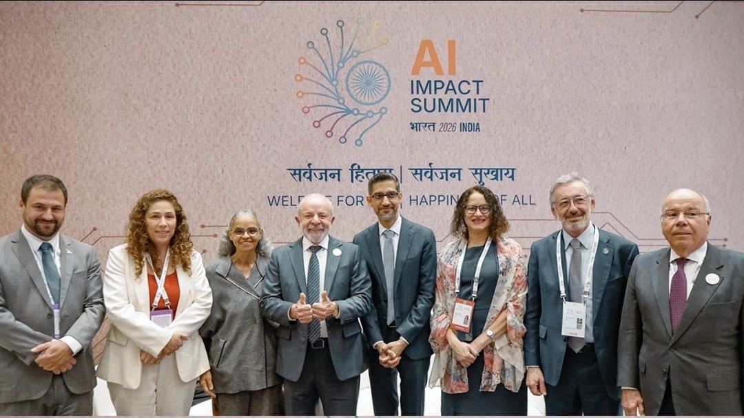 Lula defende regulamentação das Big Techs em cúpula sobre IA na Índia