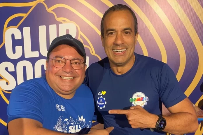 Cafu elogia Carnaval de Salvador e critica Jerônimo