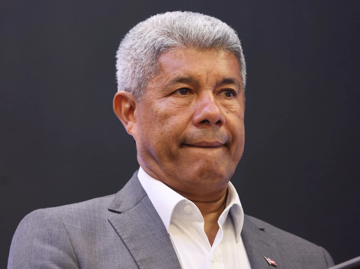 Governo Jerônimo acumula dívida de R$ 9 bilhões com construtoras, denuncia deputado federal