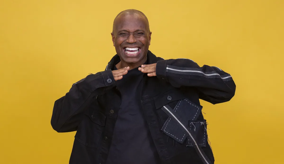 Justiça agenda conciliação para dívida de R$ 13 milhões de Edilson Capetinha