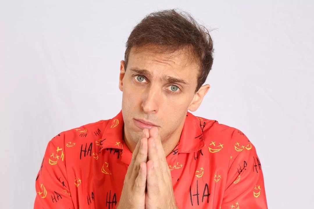 Leo Lins é absolvido de condenação a mais de oito anos de prisão