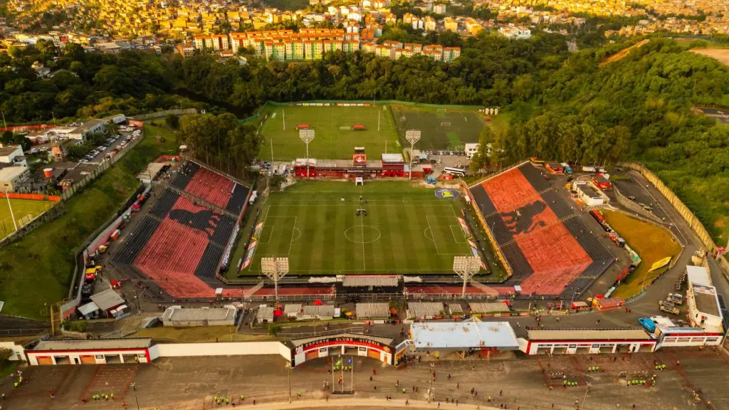 Estacionamento do Barradão pode se tornar patrimônio cultural de Salvador