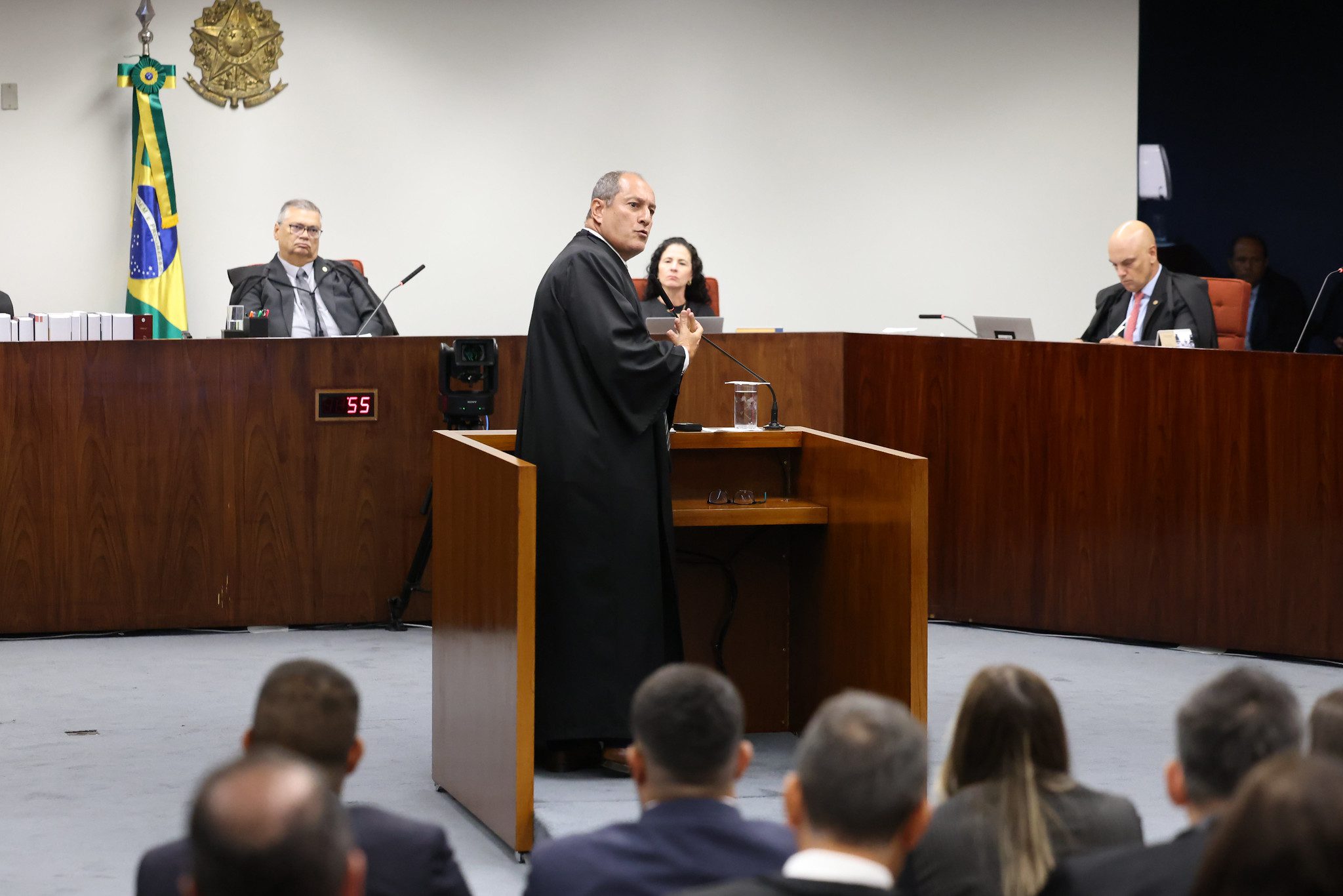 Quatro condenados no caso Marielle Franco acumulam mais de R$ 3,8 milhões em salários públicos desde as prisões