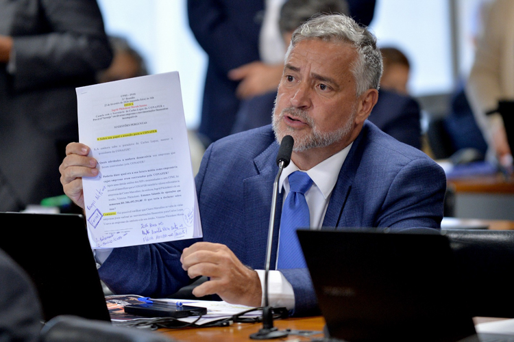 PT busca anular quebra de sigilo de Lulinha na CPMI do INSS