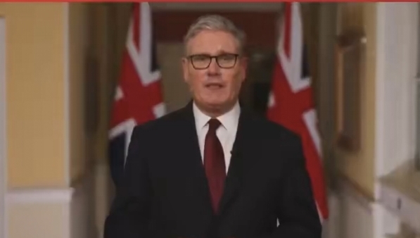 Primeiro-ministro do Reino Unido autoriza EUA a utilizarem bases militares britânicas contra ataques do Irã