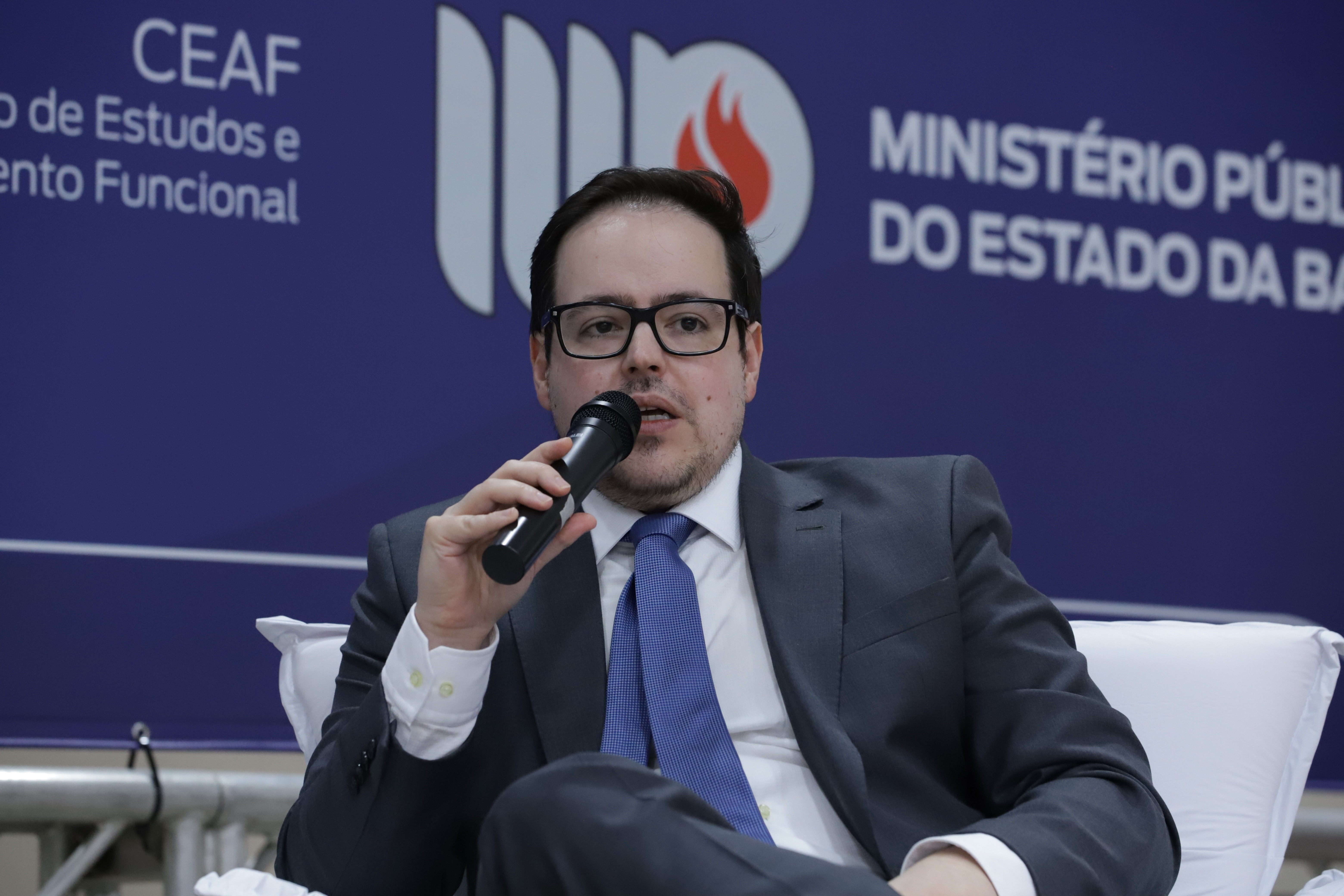 Relatório da PF revela pagamentos de Vorcaro a jornalista e negociação para acordo com portal de esquerda