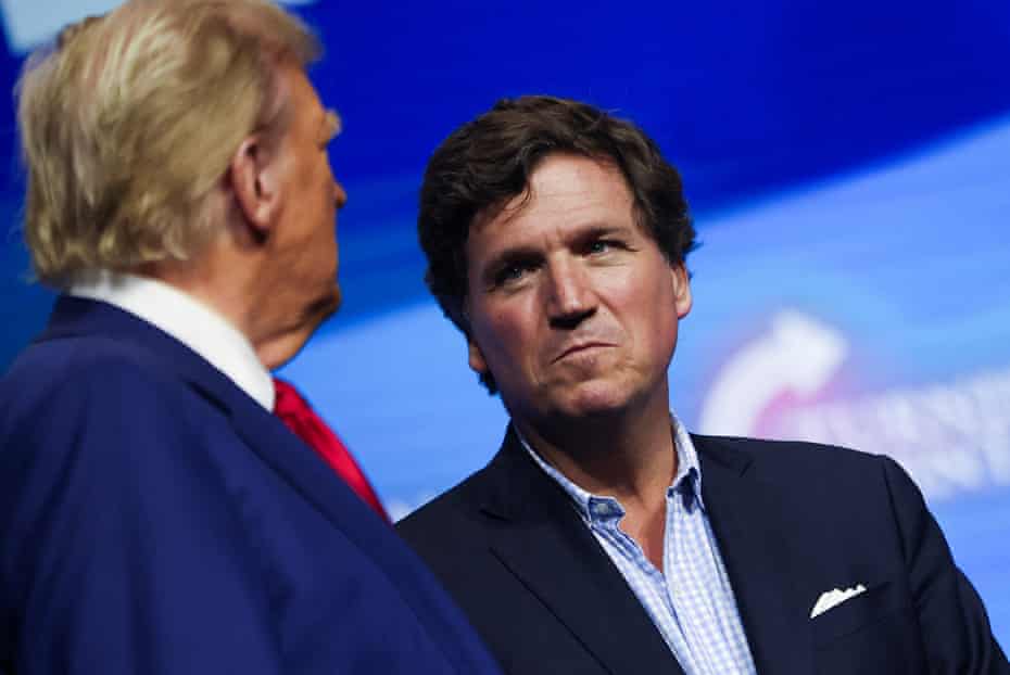 Trump exclui Tucker Carlson do movimento MAGA