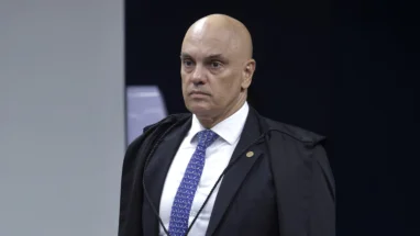 Globo rebate Moraes e confirma mensagens entre Daniel Vorcaro e o ministro no dia da prisão