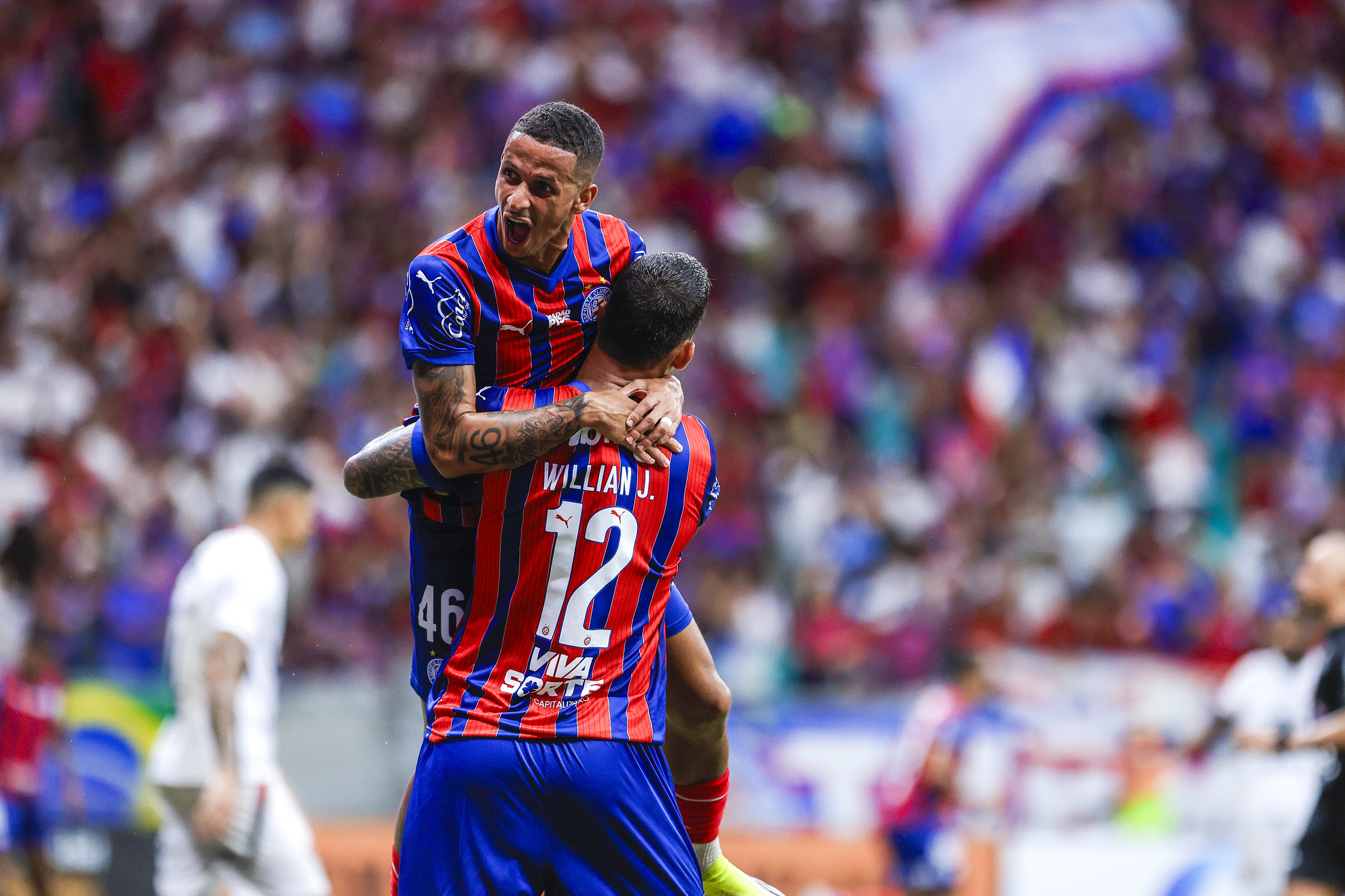 Bahia vira sobre o Vitória com brilho de Jean Lucas e conquista o Baianão 2026