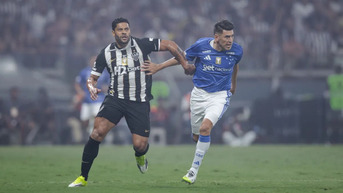 Hulk critica arbitragem e pede desculpas por pancadaria em clássico mineiro