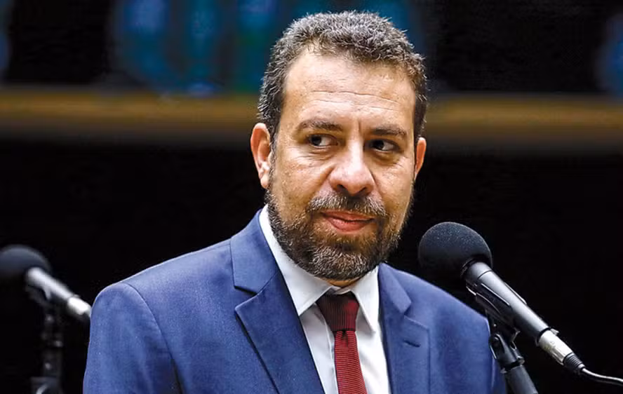 Governo apresenta proposta de taxa mínima para entregadores de aplicativos de R$ 10 mais R$ 2,50 por quilômetro