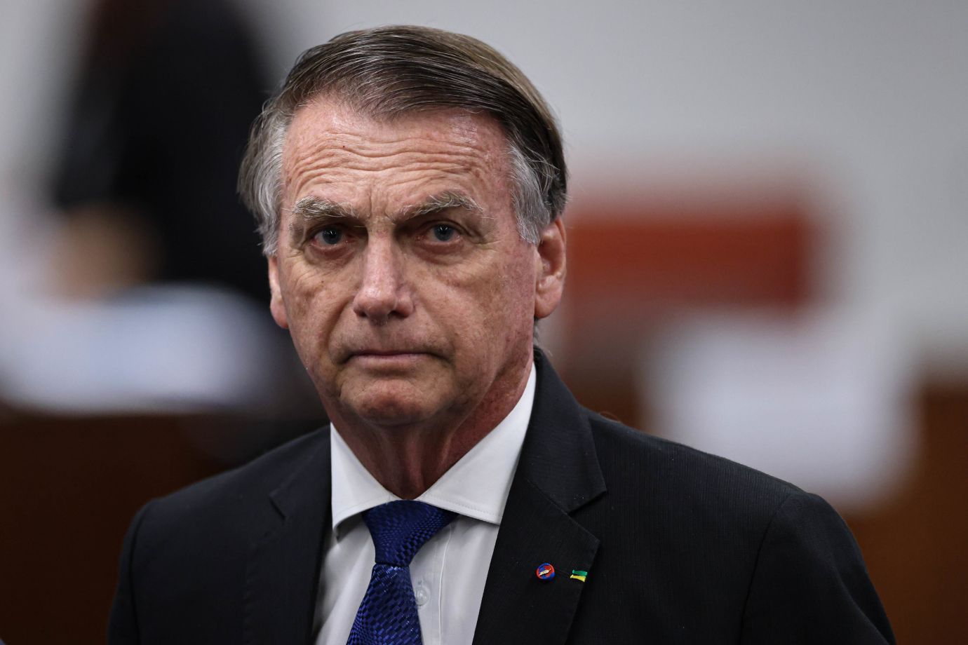 Bolsonaro tem novo pedido de prisão domiciliar por agravamento de pneumonia