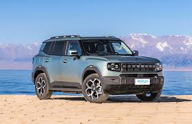 Jetour estreia no Brasil com três SUVs híbridos plug-in a partir de R$ 199 mil